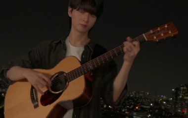 Blue吉他谱_郑成河_标准调弦_变调夹不夹_网络转载