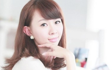 拜年吉他谱_卓依婷_C调_变调夹不夹_浪淘沙