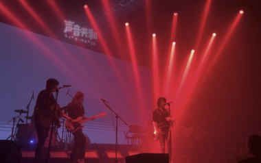 秘密的爱吉他谱_声音玩具_C调_变调夹不夹_濮宇