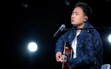不如见一面吉他谱_海来阿木_C调_变调夹1品_吉他专家