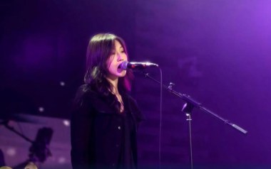 窗外小雨吉他谱_四熹丸子_C调_变调夹5品_网络转载