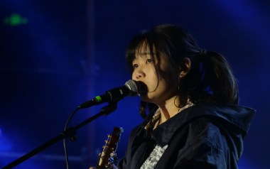 盗将行吉他谱_花粥_C调_变调夹1品_齐歌吉他