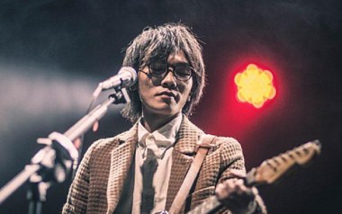 灯光吉他谱_谢震廷_C调_变调夹1品_网络转载