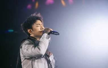 点歌的人吉他谱_海来阿木_G调_变调夹3品_中弦音乐