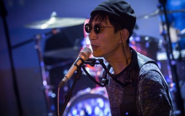 鸟语吉他谱_万晓利_C调_变调夹2品_两万五