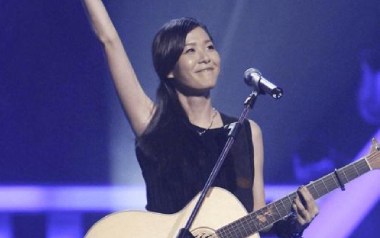 儿歌吉他谱_张悬_C调_变调夹1品_无限延音