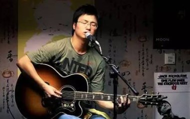 梵高先生吉他谱_李志_G调_变调夹4品_老姚吉他的教程