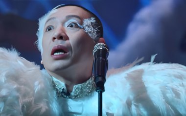 疯狂的外星人吉他谱_二手玫瑰_G调_变调夹4品_两万五