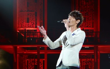红尘来去一场梦吉他谱_杨宗纬_D调_变调夹3品_深蓝雨吉他的教程