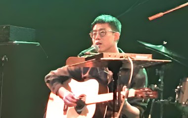 过去来的人吉他谱_刘森_C调_变调夹1品_革命吉他