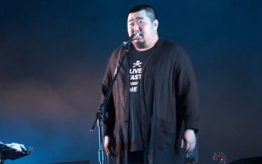 郭源潮吉他谱_宋冬野_A调_变调夹不夹_吉他专家