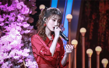 假装吉他谱_陈雪凝_C调_变调夹2品_梦马音乐