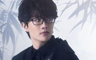 绝代风华吉他谱_许嵩_G调_变调夹降半音调弦_高音教