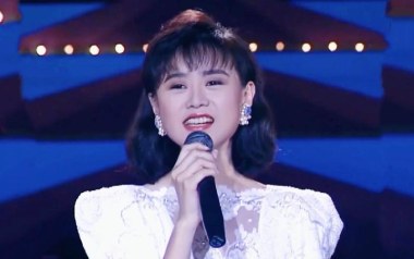 聚散两依依吉他谱_李碧华_C调_变调夹1品_一颗加菲