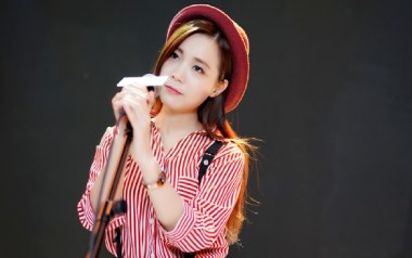 开心四季吉他谱_亮声OPEN_C调_变调夹3品_濮宇