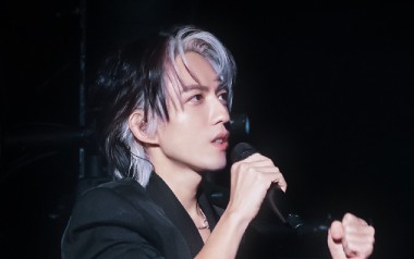 浪费吉他谱_林宥嘉_F调_变调夹6品_大树音乐屋的教程