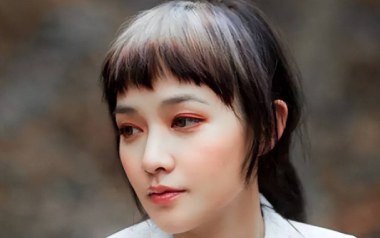 蓝旗袍吉他谱_范晓萱_A调_变调夹不夹_小埋