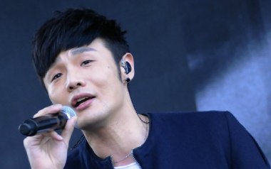 麻雀吉他谱_李荣浩_C调_变调夹5品_吉他专家