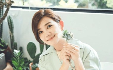 每天第一件事吉他谱_梁静茹_C调_变调夹不夹_一颗加菲