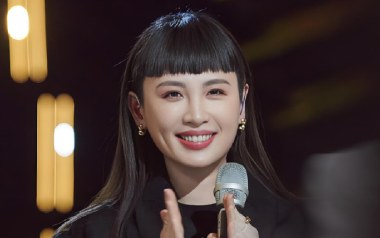 门吉他谱_魏如萱_A调_变调夹3品_小龙蜀黍