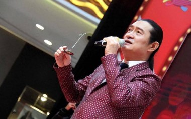明明知道相思苦吉他谱_黄安_C调_变调夹5品_一颗加菲