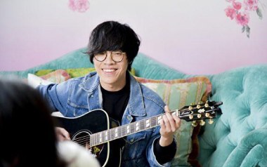 明仔载吉他谱_卢广仲_G调_变调夹降半音调弦_浪淘沙