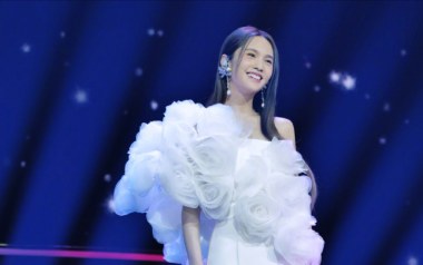 年轮说吉他谱_杨丞琳_C调_变调夹4品_唯音悦的教程