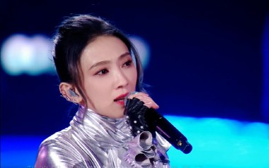 你要的爱吉他谱_戴佩妮_G调_变调夹降全音调弦_7T吉他教室的教程