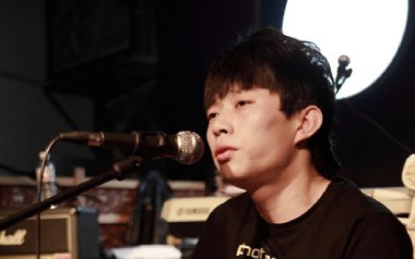 青春无处安放吉他谱_赵雷_C调_变调夹3品_革命吉他