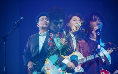 青春再见吉他谱_水木年华_D调_变调夹2品_吉他三脚猫