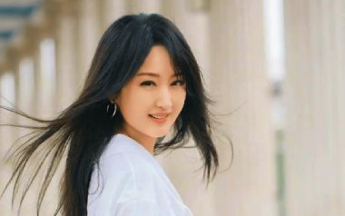 轻轻的告诉你吉他谱_杨钰莹_C调_变调夹3品_一颗加菲
