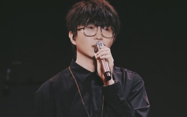 入海吉他谱_毛不易_降E调_变调夹不夹_大茨花