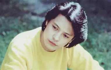闪亮的日子吉他谱_刘文正_C调_变调夹4品_龙少