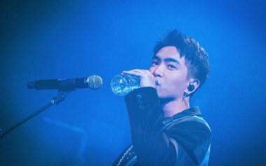 失眠飞行吉他谱_沈以诚_C调_变调夹2品_吴先生TAB