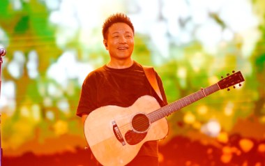 四季吉他谱_许巍_A调_变调夹1品_吉他大师
