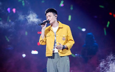 脱胎换骨吉他谱_李荣浩_C调_变调夹不夹_吉他专家