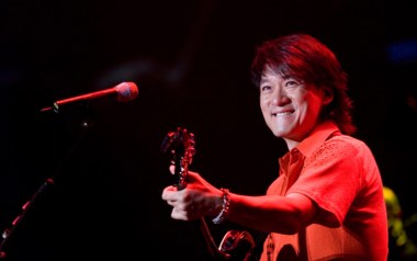 为爱情受伤吉他谱_周华健_G调_变调夹不夹_濮宇