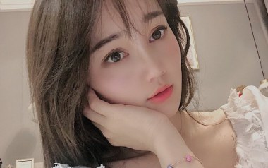 喂猪吉他谱_胡艾彤_C调_变调夹5品_小埋