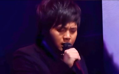 我不后悔吉他谱_郑源_G调_变调夹1品_网络转载