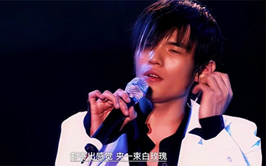 我落泪情绪零碎吉他谱_周杰伦_G调_变调夹4品_7T吉他教室