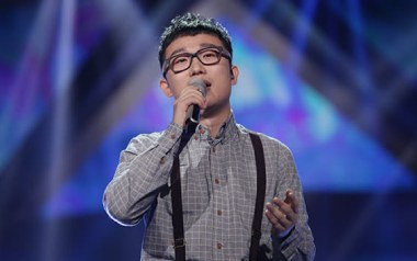 我喜欢的人都跟你好像吉他谱_黄恺_D调_变调夹1品_网络转载