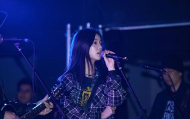 湘江中路吉他谱_庄达菲_G调_变调夹3品_革命吉他