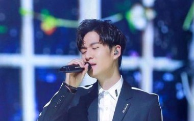 想知道你在想什么吉他谱_周兴哲_G调_变调夹不夹_一颗加菲