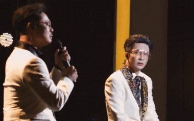 小孩与我吉他谱_薛之谦_C调_变调夹不夹_一颗加菲