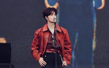 小尾巴吉他谱_陆虎_C调_变调夹不夹_两万五