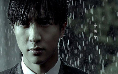 下雨了吉他谱_薛之谦_G调_变调夹3品_小叶歌