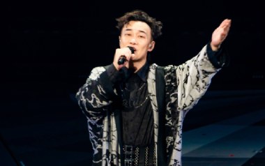 吟游诗人吉他谱_陈奕迅_C调_变调夹1品_濮宇