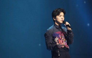 在每个想你的夜晚吉他谱_李健_F调_变调夹不夹_网络转载