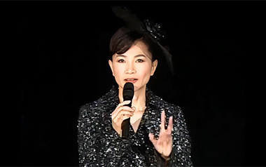 掌声响起吉他谱_凤飞飞_G调_变调夹3品_两万五