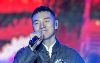 站着等你三千年吉他谱_王琪_C调_变调夹5品_网络转载